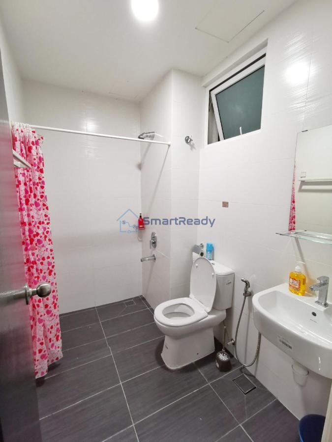 Twin Galaxy Suites By Sr Home ยะโฮร์บาห์รู ภายนอก รูปภาพ