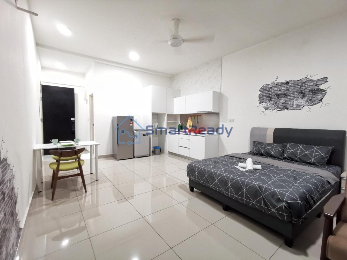 Twin Galaxy Suites By Sr Home ยะโฮร์บาห์รู ภายนอก รูปภาพ