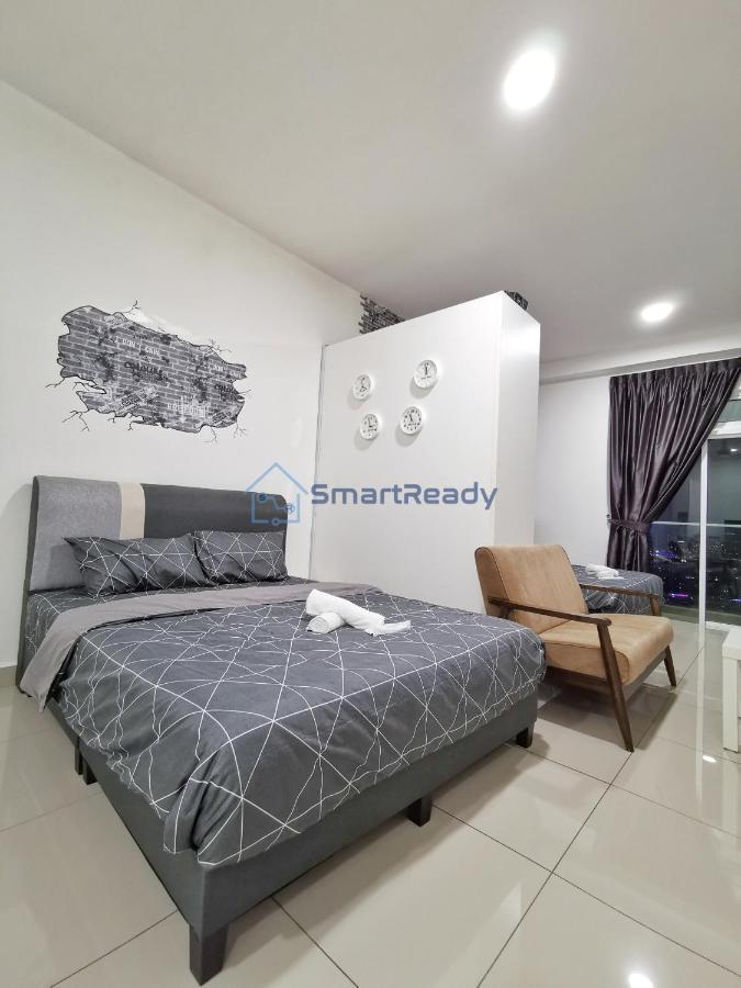 Twin Galaxy Suites By Sr Home ยะโฮร์บาห์รู ภายนอก รูปภาพ