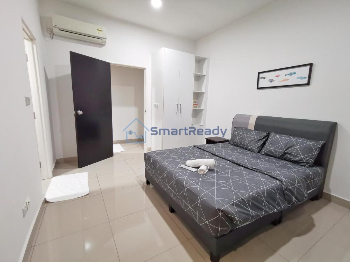 Twin Galaxy Suites By Sr Home ยะโฮร์บาห์รู ภายนอก รูปภาพ