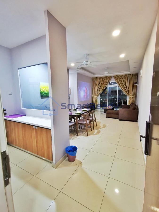 Twin Galaxy Suites By Sr Home ยะโฮร์บาห์รู ภายนอก รูปภาพ