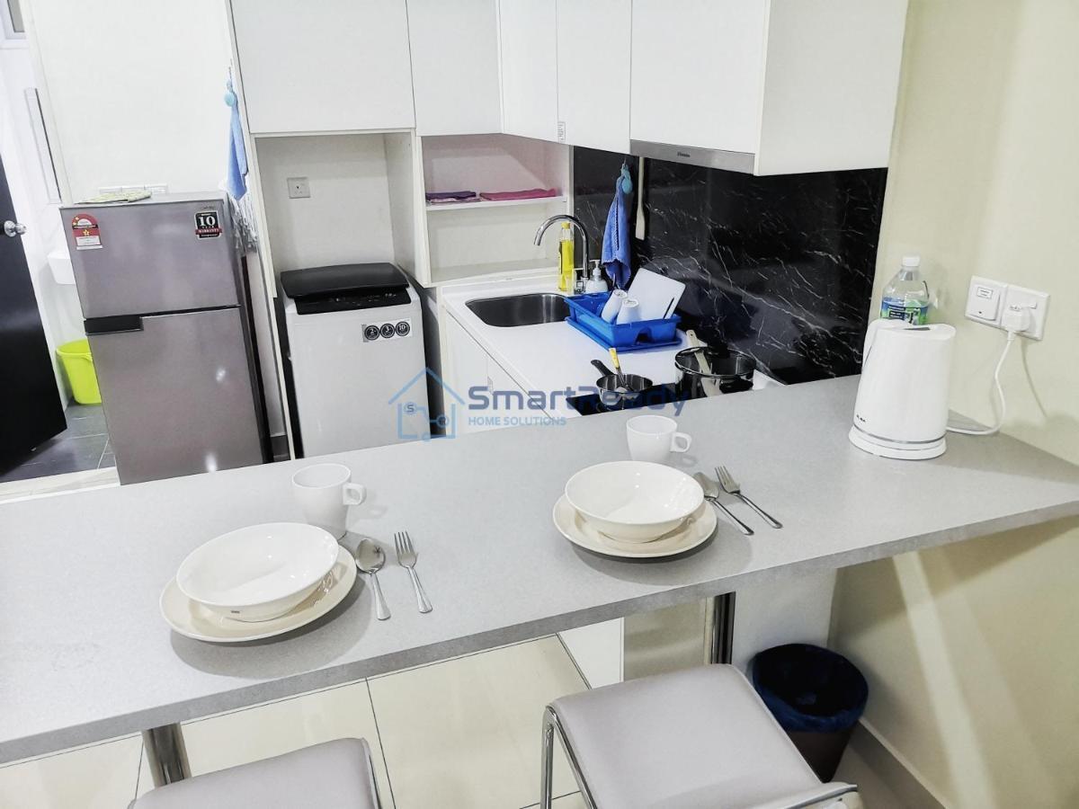 Twin Galaxy Suites By Sr Home ยะโฮร์บาห์รู ภายนอก รูปภาพ